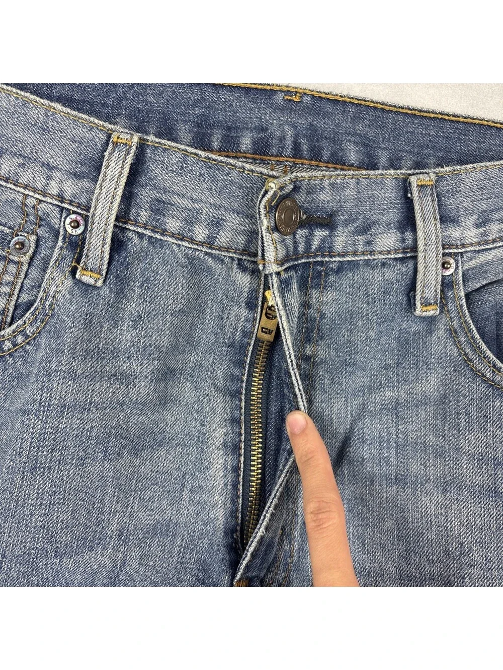 Levi's 569 Loose Straight Jeans 34x31 Blue Faded Whiskers Baggy Relaxed Y2K